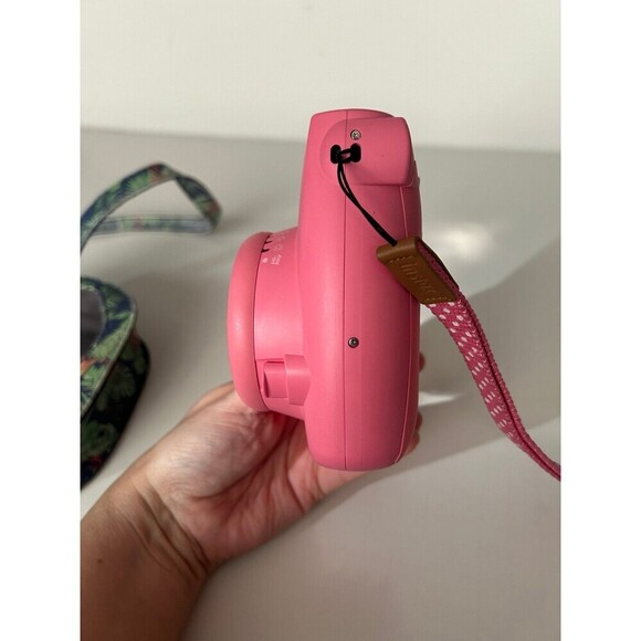 FujiFilm Instax Camera Mini 9 - Picture 8 of 13